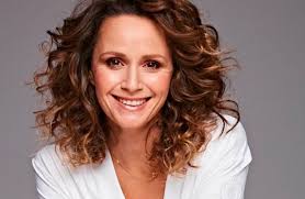 Dumna mama jako pierwsza wyściskała córkę, a potem chętnie. Monika Mrozowska Photos News And Videos Trivia And Quotes Famousfix