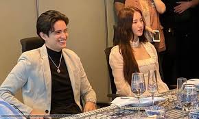 4.2 out of 5 stars. James Bagong Babae Si Nancy Ng Momoland Abante Tonite