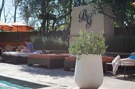 Nestled under towering sycamore trees is the front yard a neighborhood gathering place with an approachable and. The Front Yard Restaurant Picture Of The Garland Los Angeles Tripadvisor