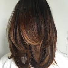 Pirang dengan rambut terjemahan dari dengan rambut pendek di bahasa inggris. Gaya Fesyen Rambut Perempuan Terkini Foto Candid Kekinian