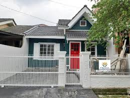 Saat mendesain rumah, model apapun tentunya anda juga turut mendesain atap rumah yang cocok untuk melengkapi desain eksterior maupun interior rumah anda. Rumah Baru American Style Bsd Bsd Tangerang Selatan Banten 3 Kamar Tidur 85 M Rumah Dijual Oleh Rafika Yuli Rp 1 3 M 17873209