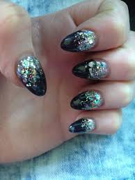 Black And Glitter Nails Pin By Kat Chase On My Nails Pointy Nails Nails Diamond Nails