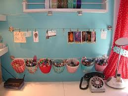 From common mistakes to avoid, to ideas to make a small room. 25 Back To School Kids Room Decorating Ideas Highlighting Creative Storage Organization