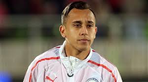 Fabián orellana ahora es pretendido por colo colo, que se mete en la puja con universidad católica. Colo Colo Estudia Realizar Oferta Por Fabian Orellana Alairelibre Cl