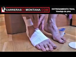 Empezamos con las tendencias 2020 de uñas decoradas de pies donde se mezclan colores, técnicas y estilos como es este modelo en rosa, con francesa en. Entrenamiento Trail Running Vendaje De Pies Para Ultra Trail Por Mikel Leal En Corremonteshoy Youtube