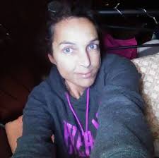 Can you enhance old photo of sister?