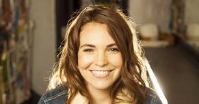 Beth Stelling