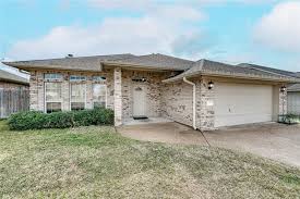 Hello friends!!!so, i am trying to post every sunday if any of you are reading this. 1108 Waynesboro Ct College Station Tx 77845 House For Rent In College Station Tx Apartments Com
