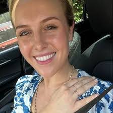 Daryl Denton's Instagram, Twitter & Facebook