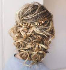 20 Soft And Sweet Curly Wedding Hairstyles Curly Wedding Hair Wedding Curls Curly Hair Styles