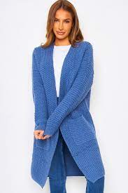 Pull moony mood noiset bleu disponible en taille femme. Lange Grobstrickjacke In Blau Brentiny Paris