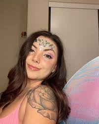 Megan Aragon's Instagram, Twitter & Facebook