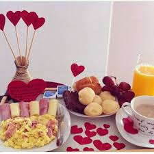 Mesa De Café Da Manhã De Aniversário Simples Blog Surpresa Criativa On Instagram Cafe Da Manha Romantico Da Papodamamae Surpres Cafe Da Manha Romantico Cafe Da Manha Surpresa Cafe Da Manha Na Cama