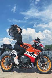 Wallpapers Wallpaper Aesthetic Mobile Wallpaper Beautiful Wallpapers In 2020 Bike Photoshoot Girl Motorcyclist Motorbike Girl