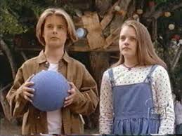 Escape To Witch Mountain 1995 Dvd In 2020 Elizabeth Moss Disney Channel Movies Famous Faces