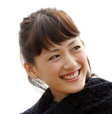 7位は綾瀬はるかのギザオン眉一般人がマネると危険な髪形1位は 韓国人の髪 ヘアスタイリング 女性のヘアスタイル
