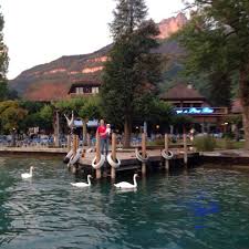 Mais ce sont encore les personnes à votre service qui font de cet hôtel une maison hors du commun. Die 13 Besten Boutique Hotels In Lac D Annecy Boutiquehotel Me