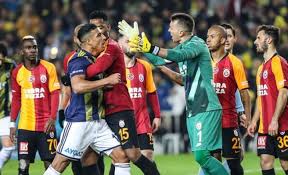 Süper lig'de fenerbahçe evinde galatasaray'ı konuk etti. Kadikoy De 21 Yil Sonra Gelen Galibiyet Galatasaray Fenerbahce Yi 3 1 Yendi