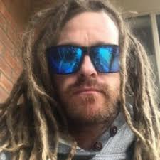 Stream Aaron Riddle music