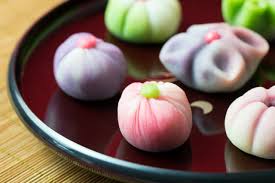 Google's free service instantly translates words, phrases, and web pages between english and over 100 other languages. Le Monde Merveilleux Des Wagashi Omakase