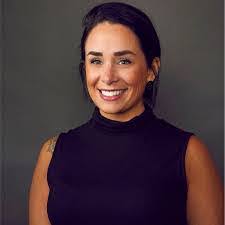 Amy Shotwell's Instagram, Twitter & Facebook