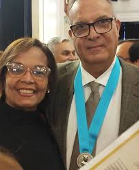 Recapitulando el éxito del conversatorio “Hablemos de Arquitectura”! ✨ Este  4 de Julio celebramos el Día del Arquitecto con un conversatorio lleno de  inspiración y conocimiento. Agradecemos enormemente a nuestros ponentes,  Arq.