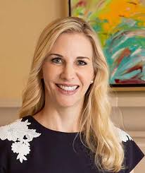 Amber Seale's Instagram, Twitter & Facebook