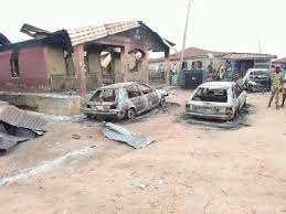 Jul 04, 2021 · embattled sunday igboho on saturday wrote a petition to the federal government protesting damage to his residence, cars and other property by state agents. 10 Killed Vehicles Houses Petrol Station Razed As Suspected Fulani Herdsmen Attack Igangan Community