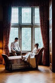Marchenhafte Schlosshochzeit Hochzeitsinspirationsshooting Im Schlosshotel Kronberg Hochzeitsfotografrheinmain Schlosshotelkronberg B Mit Bildern Fotos Hochzeit Hochzeit