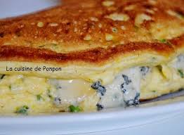 Omelette Aerienne A La Ciboulette Et Fourme D Ambert Recette Ptitchef Recette En 2020 Recette Omelette Recettes De Cuisine Omelette