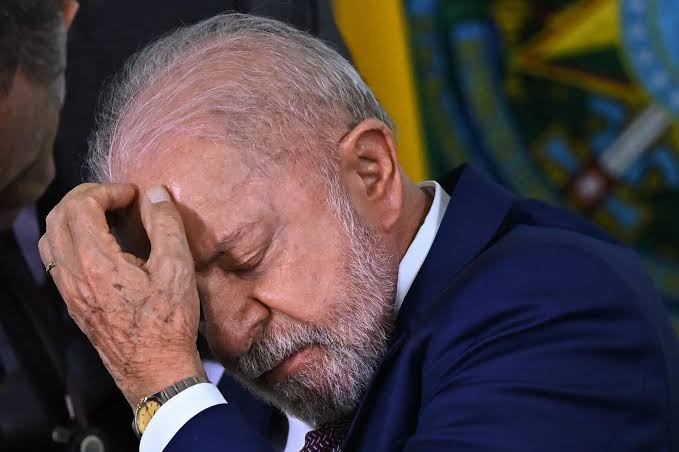 Gil Diniz critica inércia de Lula contra tarifaço americano