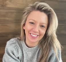 Sheri Rogers's Instagram, Twitter & Facebook