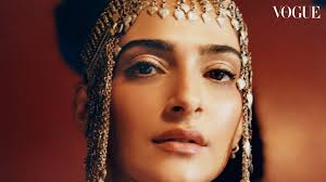 In a recent chat with Pinkvilla, Gauahar Khan opens about her role in 14  Phere. The actress also talks about the big GAZA wedding and how she got  married to Zaid Darbar