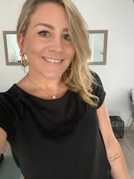 Dernier prix : Robe longue Esmée white off dos nu et manches bouffantes