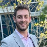 Kim Kernaghan's Instagram, Twitter & Facebook