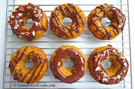 Both of which utilize this delicious keto caramel recipe. Gourmet Girl Cooks Chocolate Glazed Spiced Pumpkin Donuts Low Carb Luscious