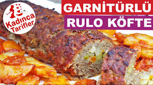 Dalyan köfte kıymayı ince kıyılmış maydanoz, tuz, karabiber ve yumurtalar. Garniturlu Rulo Kofte Tarifi Rulo Kofte Nasil Yapilir Kolay Kofte Tarifleri Kadinca Tarifler Youtube