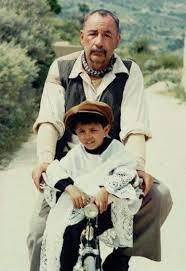 Cinema paradiso is a 1988 italian drama film written and directed by giuseppe tornatore. Philippe Noiret Alfredo And Salvatore Cascio Toto In Cinema Paradiso Beautiful Film Cinema Paradiso Cinema Cinema 4d