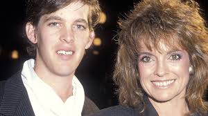 Jeff Thrasher's Instagram, Twitter & Facebook