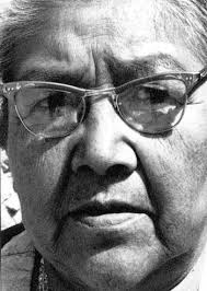 Pueblo Pottery Figurine C3903L