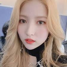 Sowon pics 🍎 on twitter. Iconic Selcas Of Blonde Sowon Every Day A Different Stage Of Gfriend Facebook
