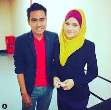 Selain itu juga, bisa kalian renungkan perjuangan bapak proklamator ri kita, bapak ir.soekarno. Gambar Pertama Bidadariku Berhijab Sweet Ucapan Hari Lahir Suami Hazlin Hussain Mingguan Wanita