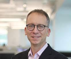 Glenn Leon's Instagram, Twitter & Facebook