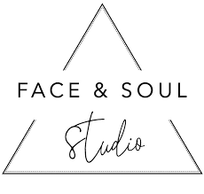 Its name comes from its ability to support all skin functions by lifting the burden of inflammation, the root cause of all secondary skin symptoms; Laurel Unburden Serum Face Soul Studio