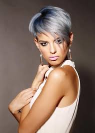 Coiffures courtes pour mariage frais 20 nouveau modele de coiffure. Epingle Sur 1000 Coiffures Pour Cheveux Courts Feminines