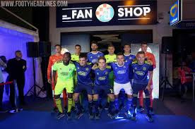 Dinamo_zagreb_logo.png ‎(600 × 600 pixels, file size: Dls Kits Dinamo Zagreb