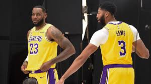 From the moment kobe bryant laced up his shoes as they worked out together in the summer of 2018, anthony davis could tell that the lakers legend meant business. With Lebron James At Point Anthony Davis At Center Lakers Offer First Peek At Potential Crunch Time Lineup Cbssports Com
