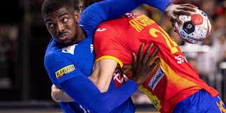 Hier findest du infos zu den spielern und trainern des teams. Frankreich Legt Im Rennen Um Halbfinale Bei Handball Wm Vor