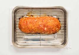 The leaner the meat, the dryer and grainier the meatloaf. The 7 Secrets To A Perfectly Moist Meatloaf