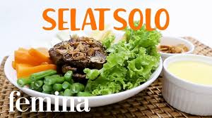 Sekarang aku mau kasih resep steak jowo versi solo.atau yang lebih di kenal dengan nama selat solo. Resep Masakan Khas Solo